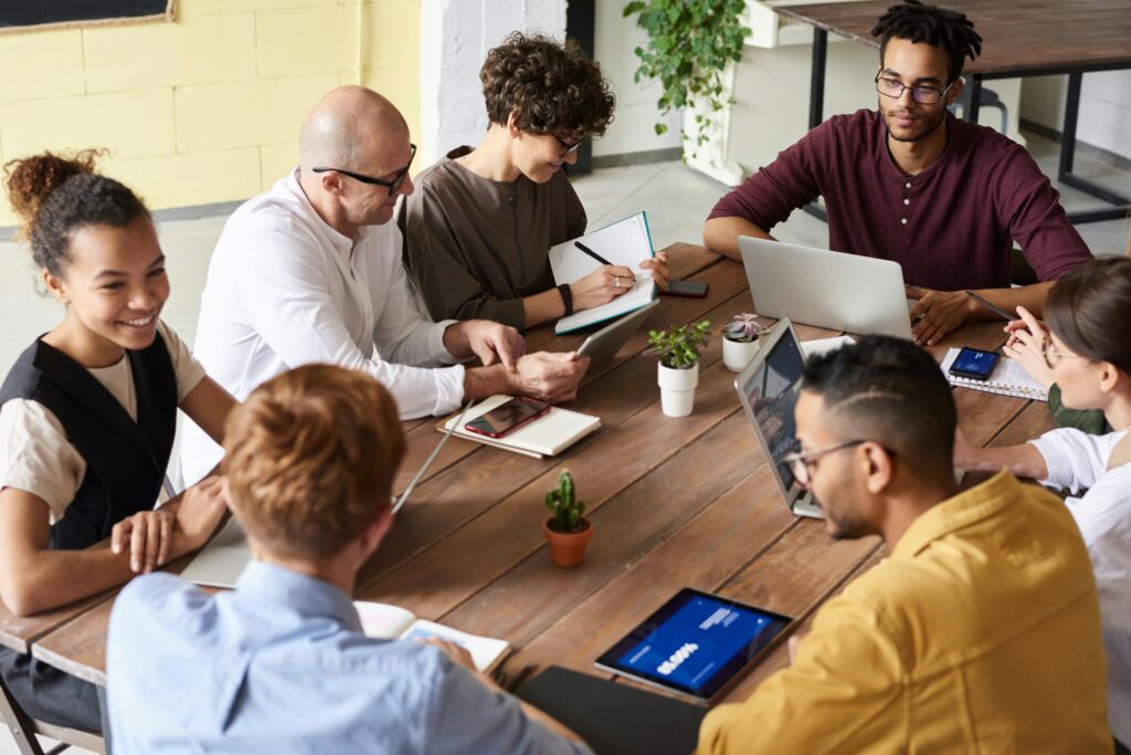 The Ultimate Guide to Choosing an Ecommerce Social Media Advertising Agency 4 Ecommerce Social Media Advertising Agency4