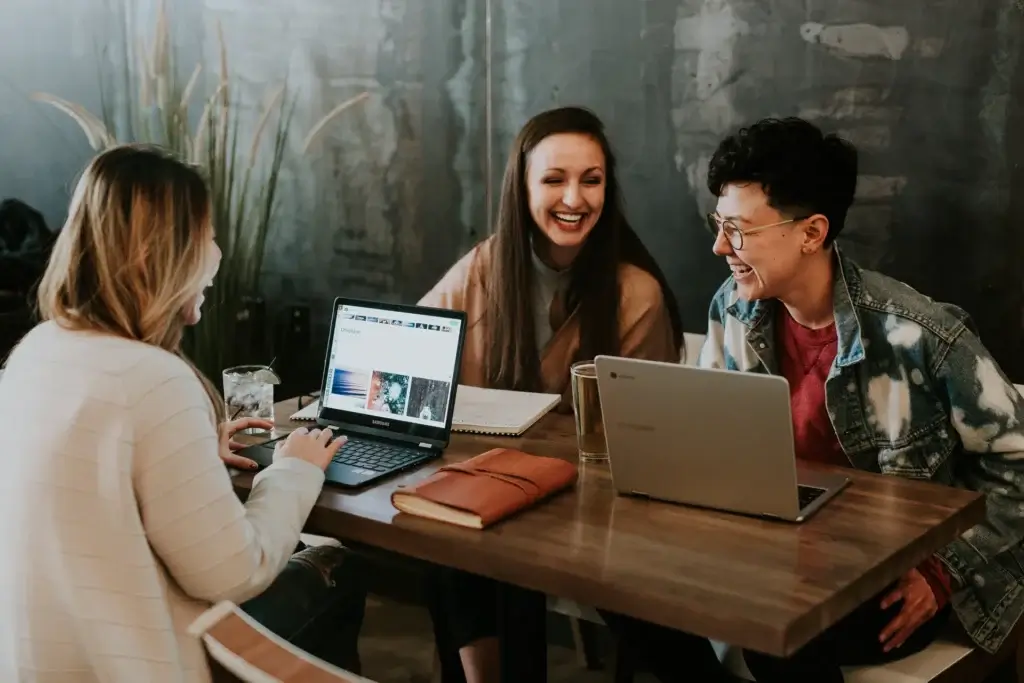 10 Best Social Media Marketing Tools for Every Marketer 3 Effective social interaction management