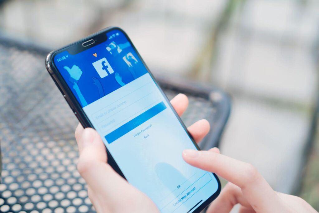 Fitness Frenzy: How Facebook Ads for Fitness Equipments Can Drive Sales 7 Facebook7
