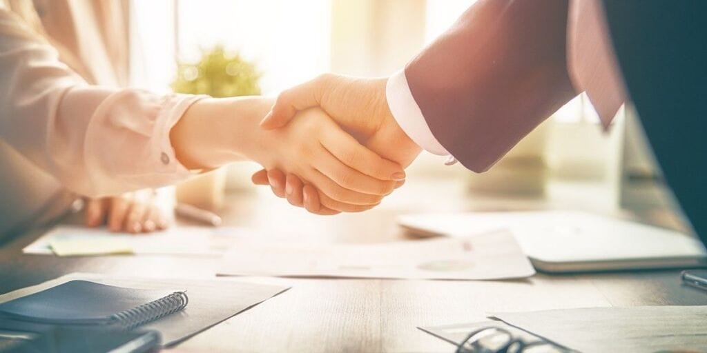 Tips for Starting an Online Furniture Store: Business Success 2 relationships with furniture wholesalers